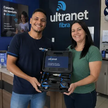 Cliente recebendo pr&ecirc;mio em campanha promocional